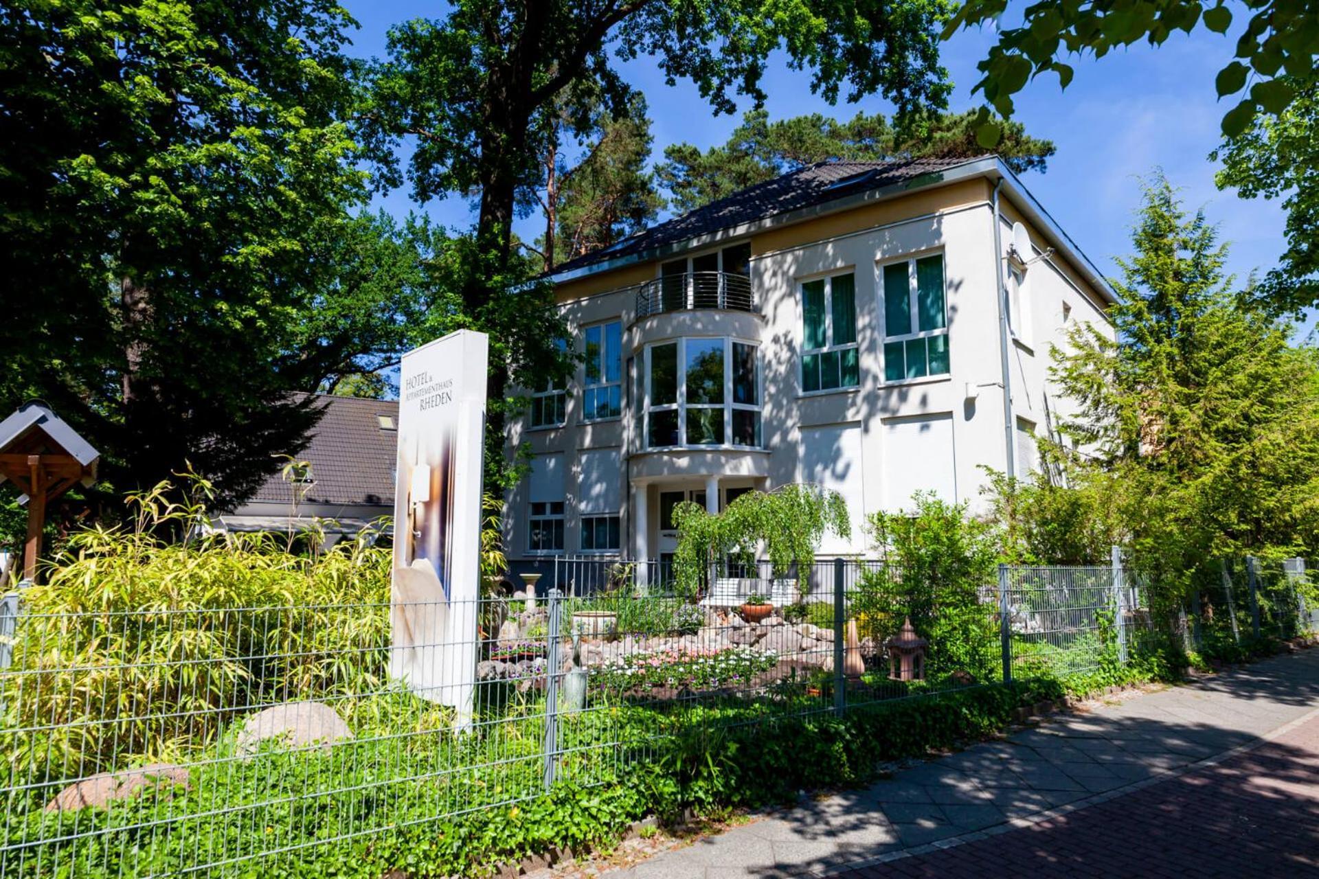 Hotel Und Appartementhaus Rheden Glienicke/Nordbahn Exteriör bild