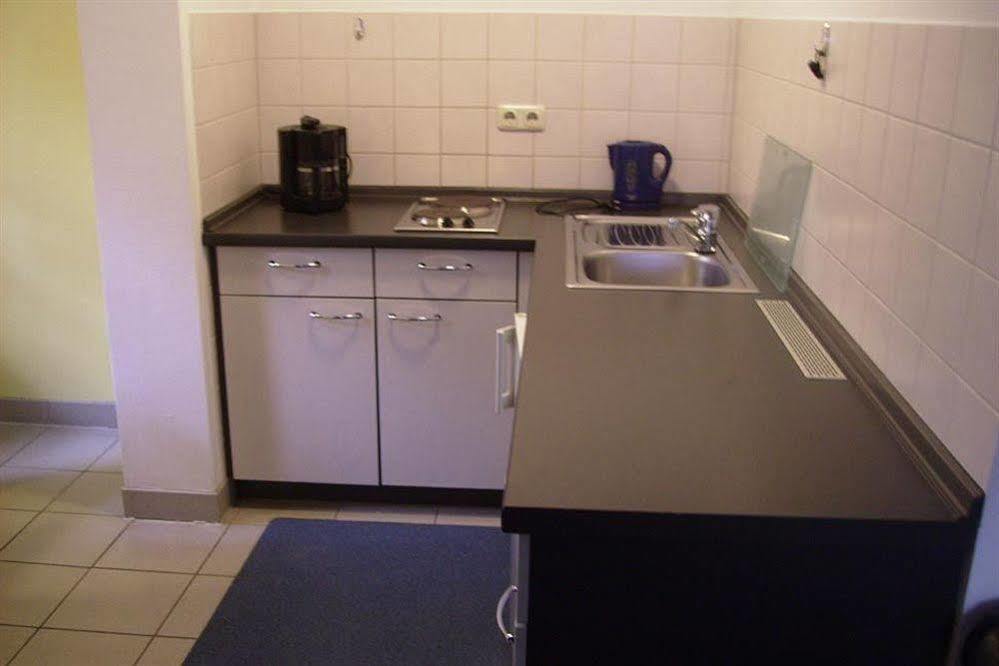 Hotel Und Appartementhaus Rheden Glienicke/Nordbahn Exteriör bild